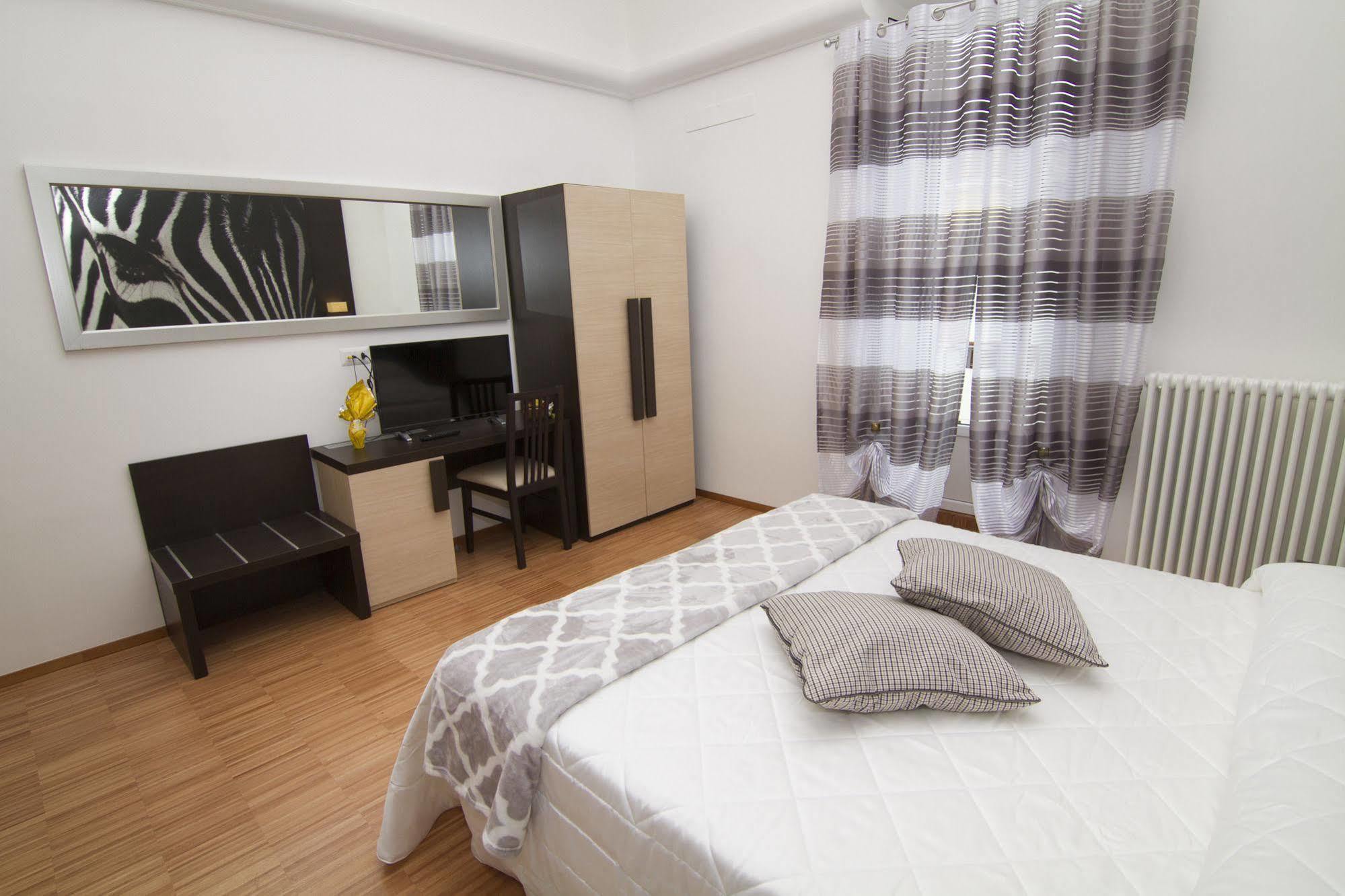 Al Bastione Relais Suite & Rooms Gravina in Puglia Exterior photo